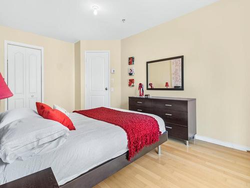 Master bedroom - 301-1700 Rue De L'Île-Bellevue, L'Île-Perrot, QC - Indoor Photo Showing Bedroom