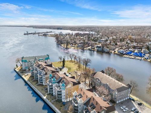 Aerial photo - 301-1700 Rue De L'Île-Bellevue, L'Île-Perrot, QC - Outdoor With Body Of Water With View