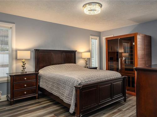 5123 Broughton Pl, Nanaimo, BC - Indoor Photo Showing Bedroom