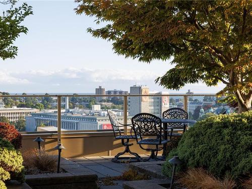 1406-707 Courtney St, Victoria, BC - Outdoor With View