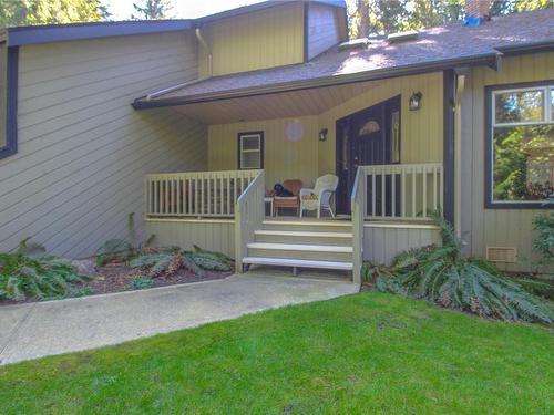 10986 Heather Rd, North Saanich, BC - Outdoor With Exterior