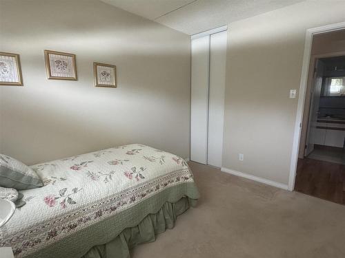 207 500 Toledo Street, Thunder Bay, ON - Indoor Photo Showing Bedroom