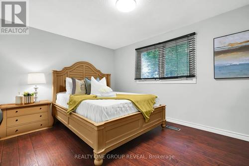 24 Grassmere Court, Oshawa, ON - Indoor Photo Showing Bedroom
