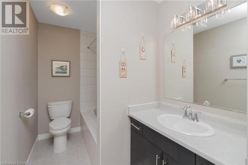 146 Downey Road Unit# 30, Guelph, ON - Indoor Photo Showing Bathroom