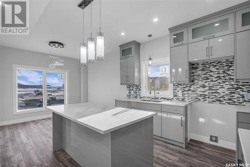 759 Delainey Court, Saskatoon, SK - Indoor Photo Showing Kitchen With Upgraded Kitchen