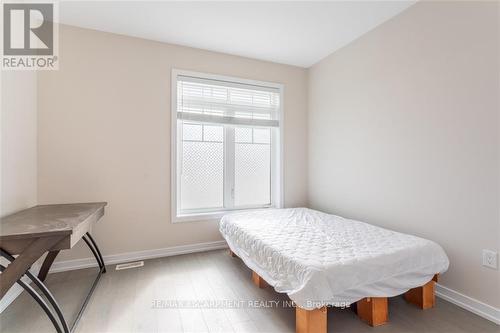 117 Hibiscus Lane, Hamilton, ON - Indoor Photo Showing Bedroom