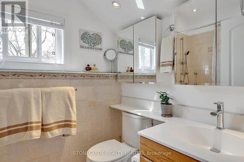 165 Edinburgh Street, Peterborough, ON - Indoor Photo Showing Bathroom
