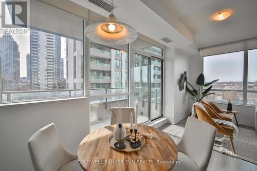 #506 - 339 Rathburn Road W, Mississauga, ON - Indoor Photo Showing Dining Room