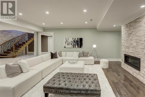 2086 Autumn Breeze Drive S, Mississauga, ON - Indoor Photo Showing Living Room With Fireplace