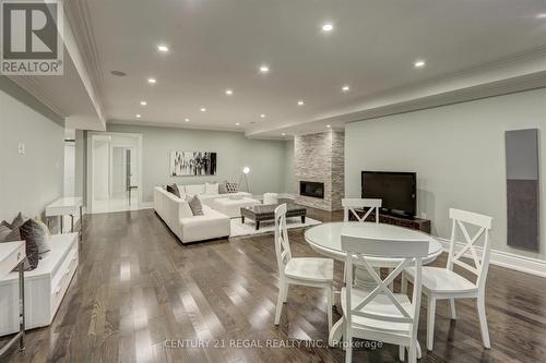 2086 Autumn Breeze Dr S, Mississauga, ON - Indoor With Fireplace