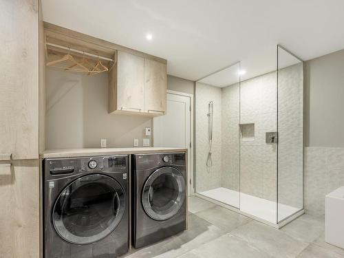 Salle de bains - 316Z Rue Narbonne, Sainte-Julie, QC - Indoor Photo Showing Laundry Room