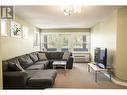 1481 Glenmore Road N Unit# 301, Kelowna, BC  - Indoor Photo Showing Living Room 