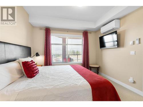 3229 Skyview Lane Unit# 412, West Kelowna, BC - Indoor Photo Showing Bedroom
