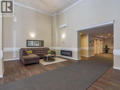 3362 Skaha Lake Road Unit# 903, Penticton, BC - Indoor With Fireplace