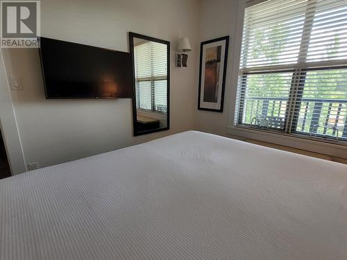 4200 Lakeshore Drive Unit# 204, Osoyoos, BC - Indoor Photo Showing Bedroom