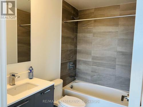 #1106 -120 Eagle Rock Way, Vaughan, ON - Indoor Photo Showing Bathroom