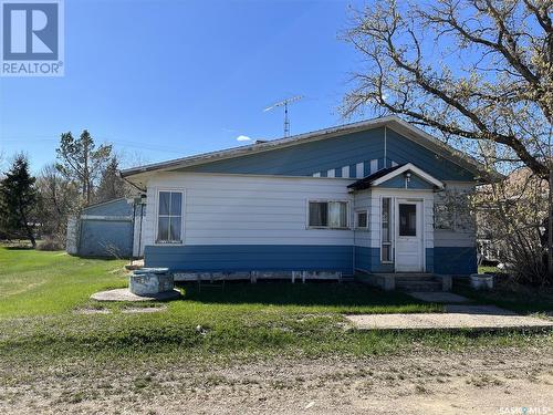 108 Church Avenue, Makwa, SK - Outdoor