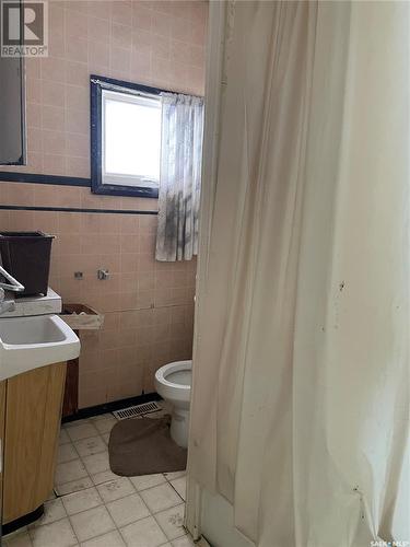 108 Church Avenue, Makwa, SK - Indoor Photo Showing Bathroom