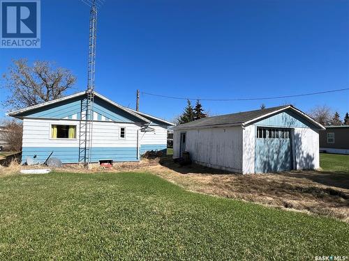 108 Church Avenue, Makwa, SK - Outdoor