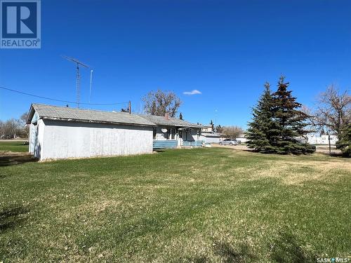 108 Church Avenue, Makwa, SK - Outdoor