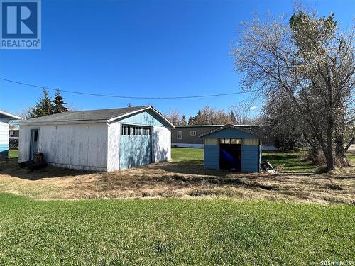 108 Church Avenue, Makwa, SK - Outdoor