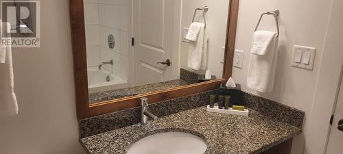 4200 Lakeshore Drive Unit# 312, Osoyoos, BC - Indoor Photo Showing Bathroom