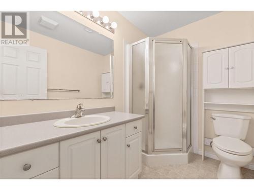 2265 Atkinson Street Sw Unit# 405, Penticton, BC - Indoor Photo Showing Bathroom