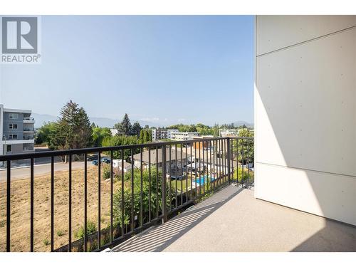 1165 Sutherland Avenue Unit# 406, Kelowna, BC - Outdoor With Balcony With Exterior