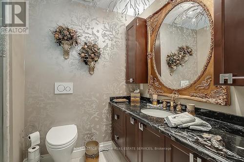 #5W -174 Mountain Park Ave, Hamilton, ON - Indoor Photo Showing Bathroom