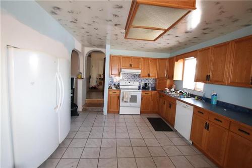 2417 Pr 283 Highway, The Pas, MB - Indoor Photo Showing Kitchen With Double Sink