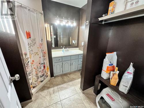 315 Albert Street, Radisson, SK - Indoor Photo Showing Bathroom