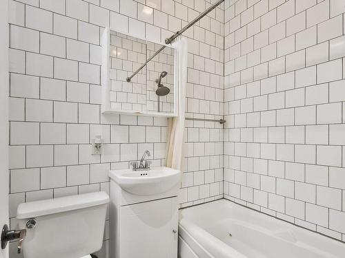 Bathroom - 996  - 1002 Rue Riverview, Montréal (Verdun/Île-Des-Soeurs), QC - Indoor Photo Showing Bathroom