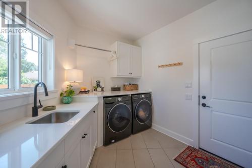 876 Johnson Street, Summerland, BC - Indoor Photo Showing Laundry Room