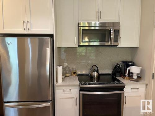 #206 5 St. Louis St, St. Albert, AB - Indoor Photo Showing Kitchen With Upgraded Kitchen