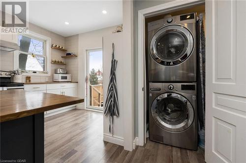 160 King Street, Stratford, ON - Indoor Photo Showing Laundry Room