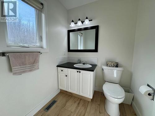 13033 221 Road, Dawson Creek, BC - Indoor Photo Showing Bathroom