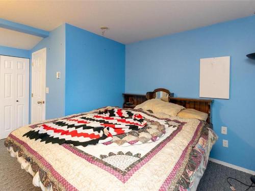 1414 Vella Road, Salmon Arm, BC - Indoor Photo Showing Bedroom