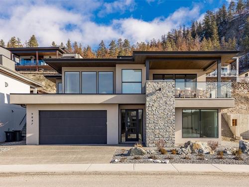 9847 Beacon Hill Drive, Lake Country, BC - Outdoor With Facade