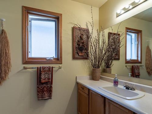 3349 Sundance Drive, West Kelowna, BC - Indoor Photo Showing Bathroom