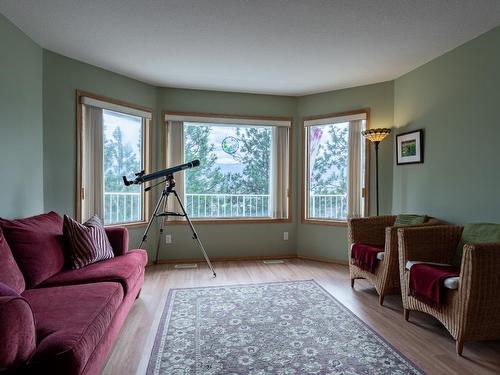 3349 Sundance Drive, West Kelowna, BC - Indoor Photo Showing Other Room