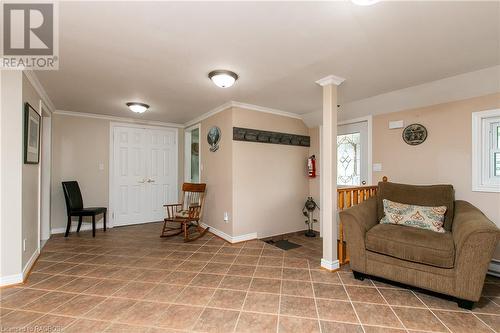 134819 Sideroad 15, Grey Highlands, ON - Indoor Photo Showing Living Room