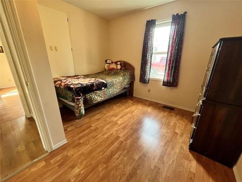 495 Auburn Crescent, Princeton, BC - Indoor Photo Showing Bedroom