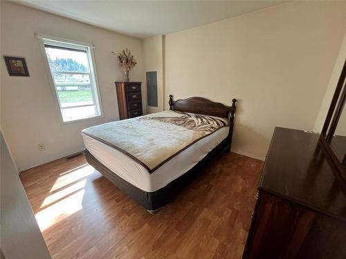 495 Auburn Crescent, Princeton, BC - Indoor Photo Showing Bedroom