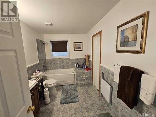 1180 Rockland, Bathurst, NB - Indoor Photo Showing Bathroom