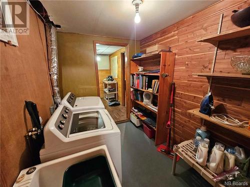 1180 Rockland, Bathurst, NB - Indoor Photo Showing Laundry Room