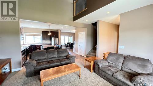 117 Putters Lane, Elbow, SK - Indoor Photo Showing Living Room