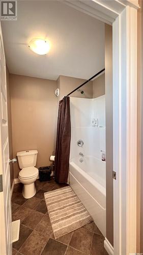 117 Putters Lane, Elbow, SK - Indoor Photo Showing Bathroom