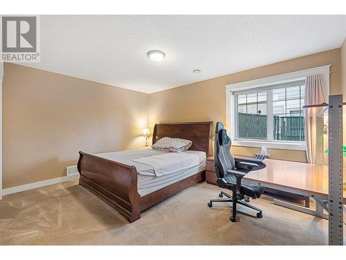 766 Denali Drive, Kelowna, BC - Indoor Photo Showing Bedroom