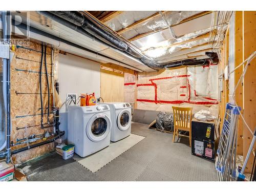 766 Denali Drive, Kelowna, BC - Indoor Photo Showing Laundry Room