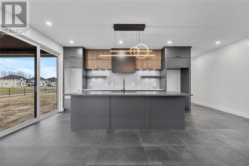 4810 Terra Bella, Lasalle, ON - Indoor Photo Showing Kitchen